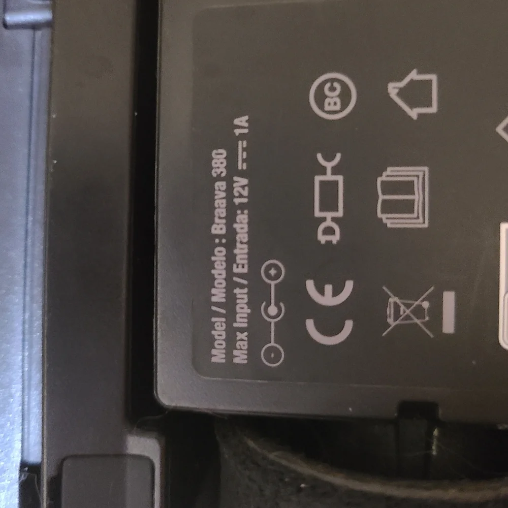 iRobot® Braava® 380 Robot Mop - Picture 5 of 6